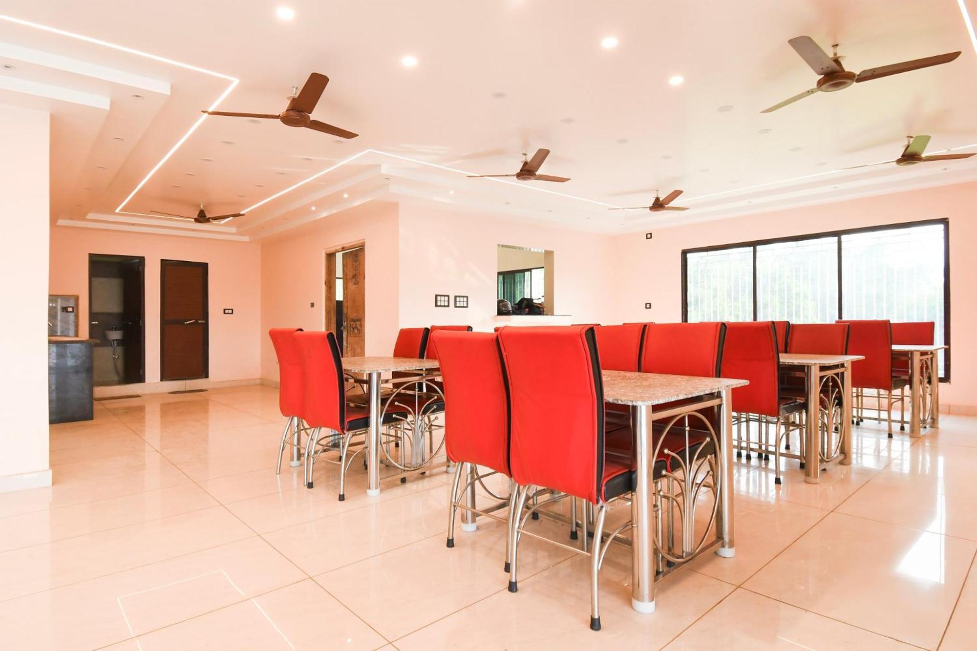 Hotel O Nilmadhab International تارابيث المظهر الخارجي الصورة
