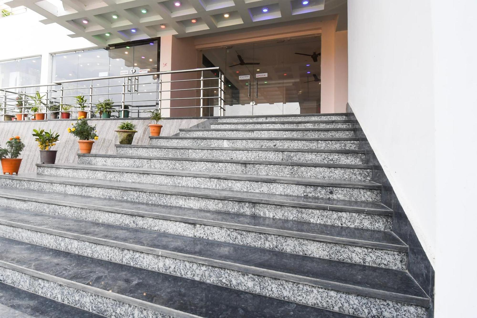 Hotel O Nilmadhab International تارابيث المظهر الخارجي الصورة